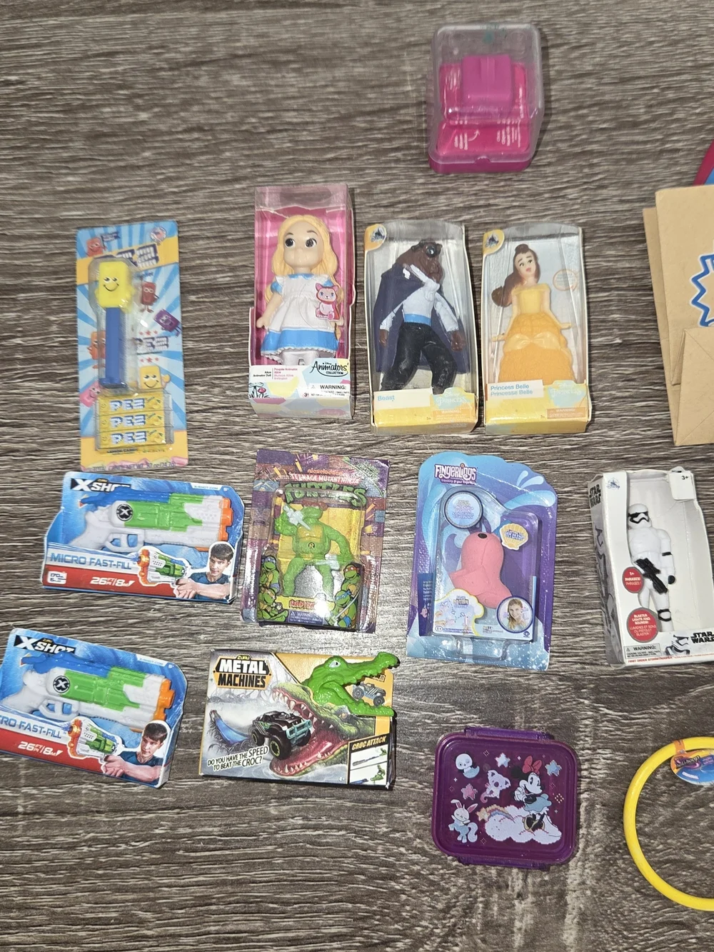 Lot of 16 Mini Brands Toys Great For Barbie Dolls Shimmer Shine Disney PLEASE RE